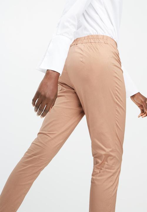 Vero Moda - Solid Ruby ankle pants
