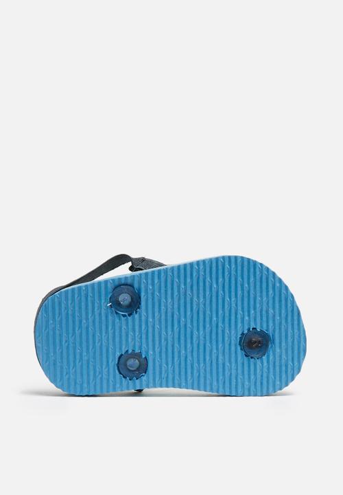 Character Fashion - Despicable Me flip flops