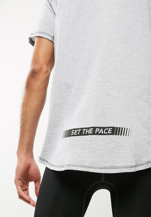basicthread - Sports tee