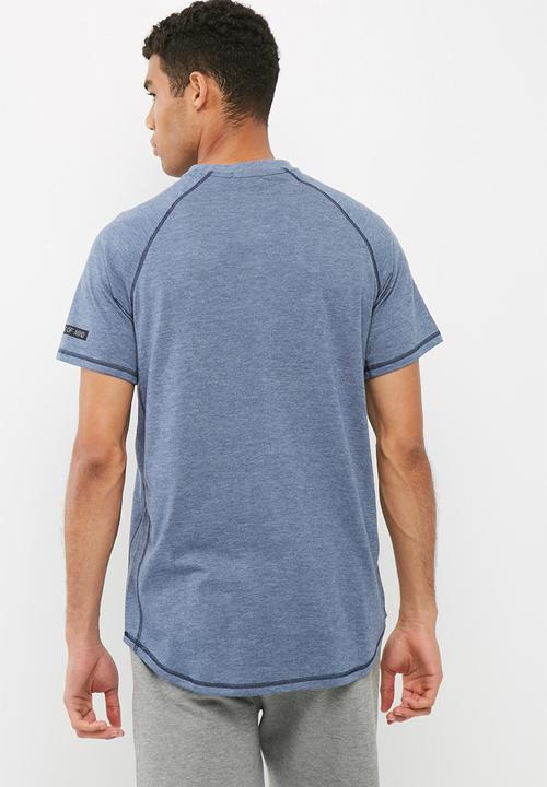 basicthread - Sports tee