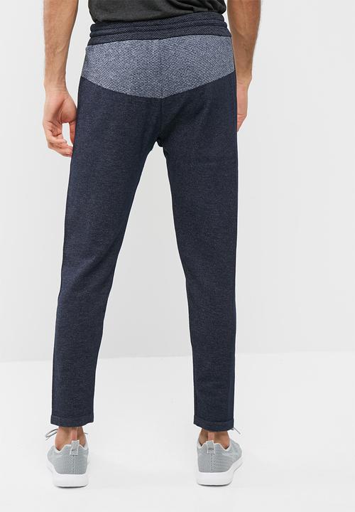 ASICS - Premium knit pants