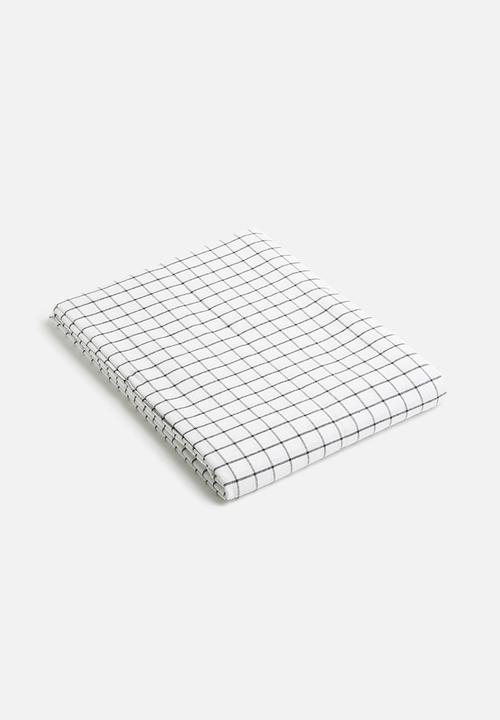 Hertex Haus - Check-in tablecloth
