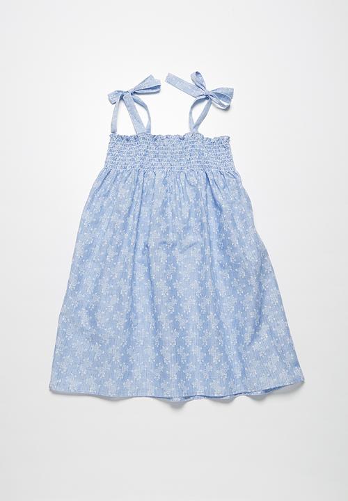 dailyfriday - Smocked sundress