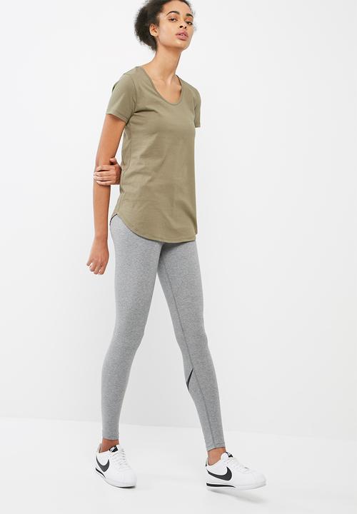 dailyfriday - Slouchy gym tee