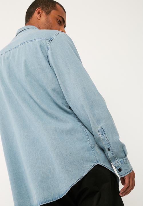 basicthread - Regular fit distressed denim shirt