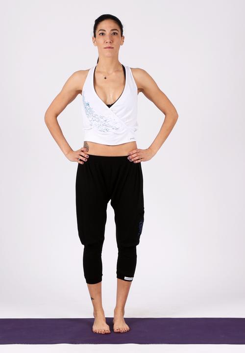Yoga Utopia - Pretzel Yogawear Indian Top – White