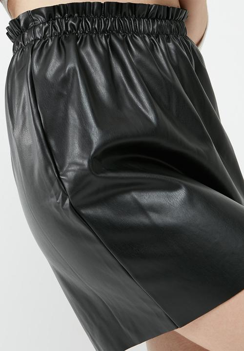 Jacqueline de Yong - Fix PU skirt