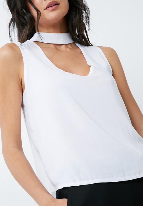 dailyfriday - Sleeveless choker blouse