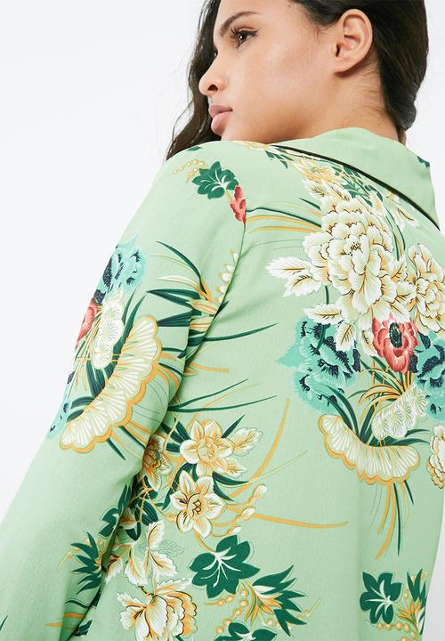 Missguided - Floral print piping detail pyjama shirt