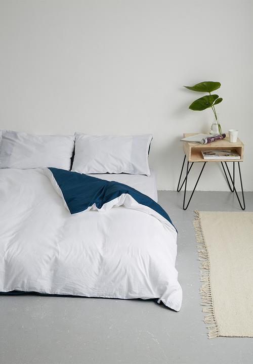 Sixth Floor - Reversible duvet set