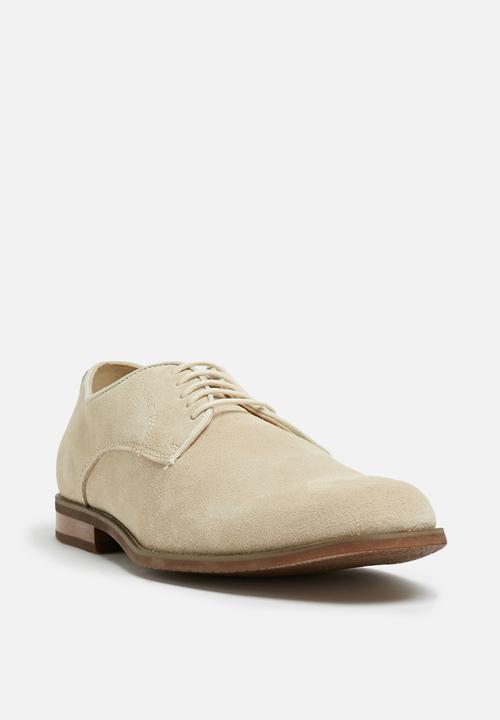 basicthread - Shafique suede
