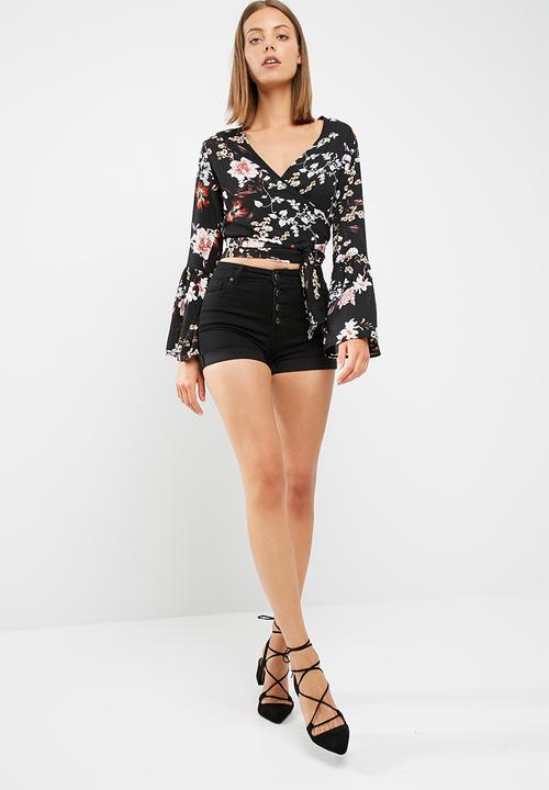 dailyfriday - Bell sleeve wrap top