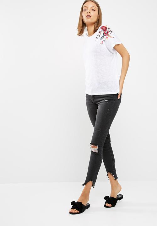 New Look - Embroidered shoulder tee