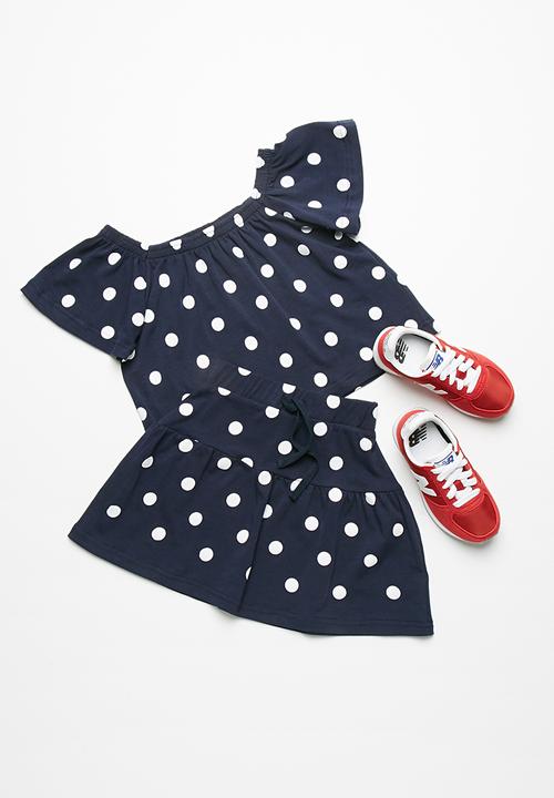 dailyfriday - Butterfly sleeve top