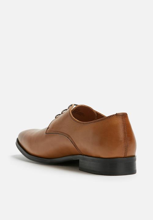 Steve Madden - Notable