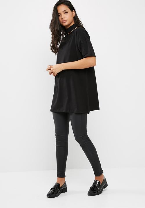 Vero Moda - Jelica side choker tee