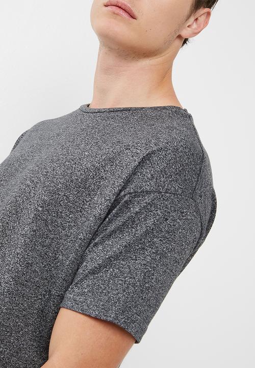 basicthread - Drop Shoulder tee