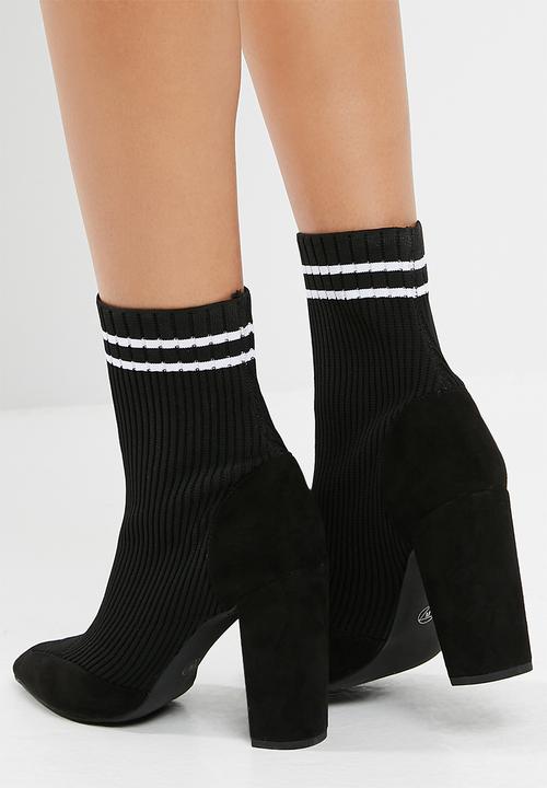 Missguided - Knitted stripe pointed ankle boot