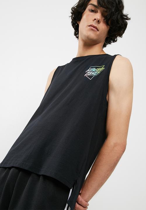basicthread - Cut sleeve graphic tank