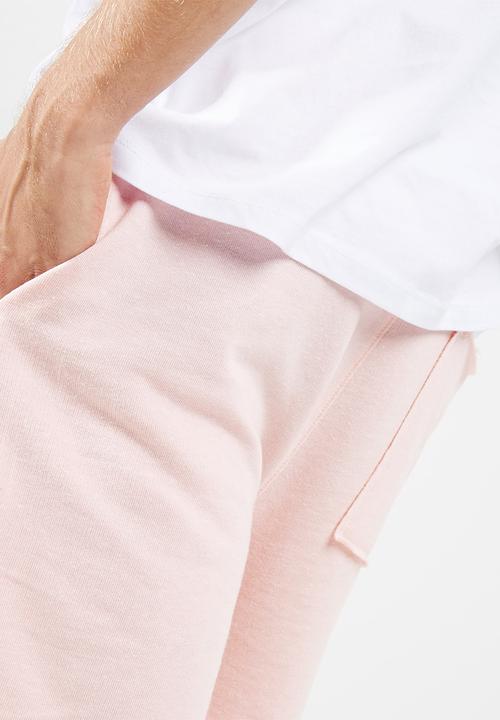 basicthread - Ripped sweatshorts