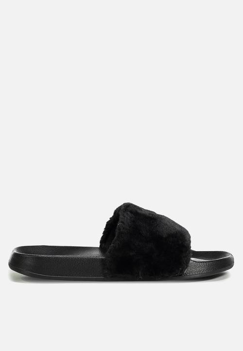 Cotton On - Wild slide