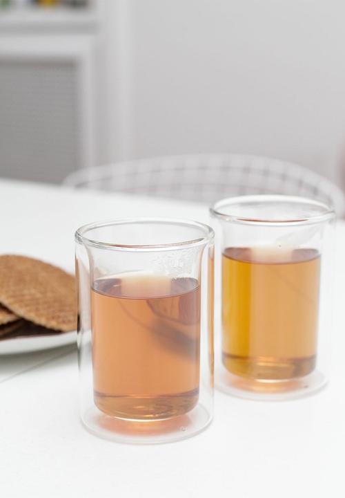 Kikkerland - Ora double wall tea cup set of 2