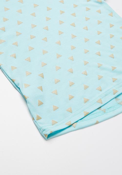 dailyfriday - Dipped hem tee