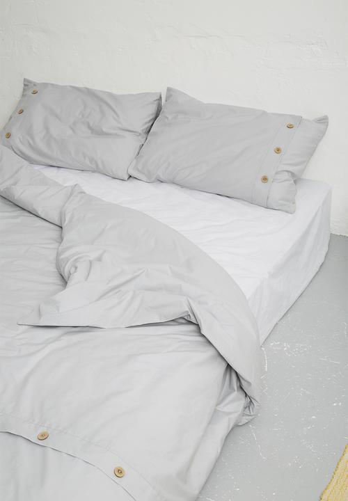 Sixth Floor - Button edge duvet cover set