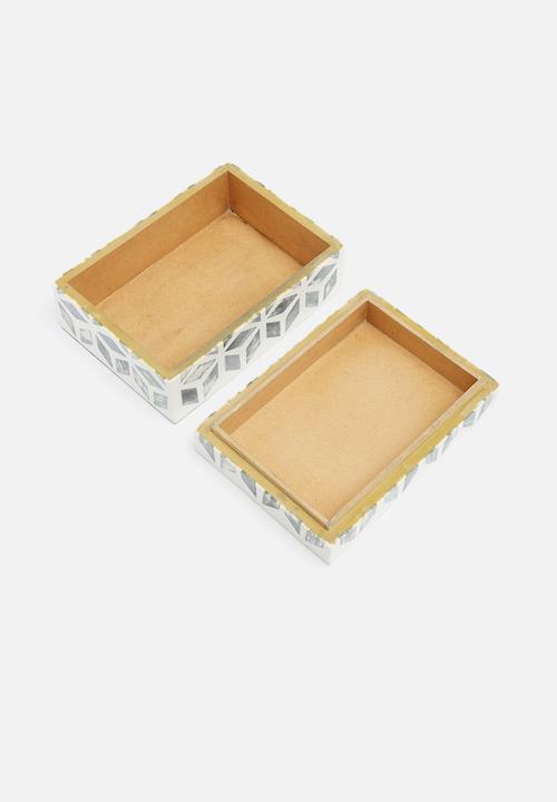 Sixth Floor - Ellery box