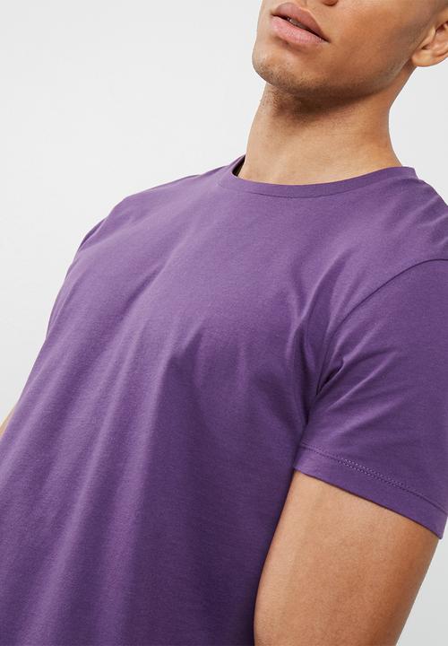 basicthread - Curved Hem Tee