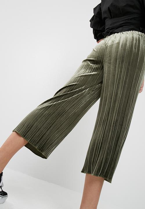 dailyfriday - Velvet culotte
