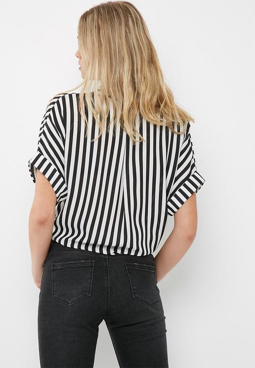 dailyfriday - Drop shoulder shirt