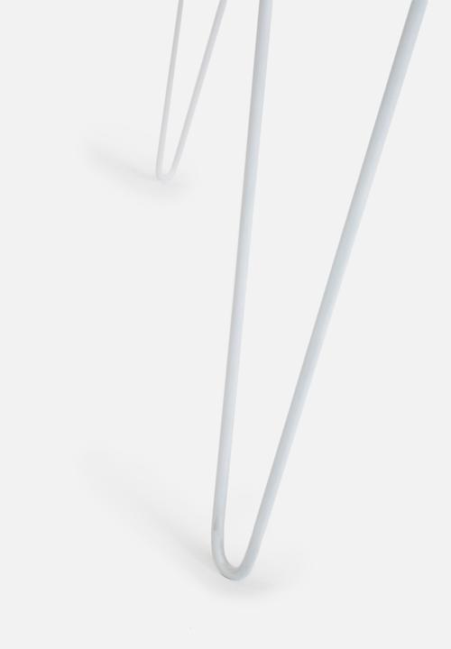 Sixth Floor - Hairpin desk