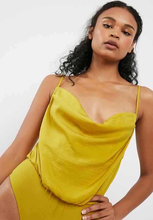Missguided - Satin strappy cowl bodysuit