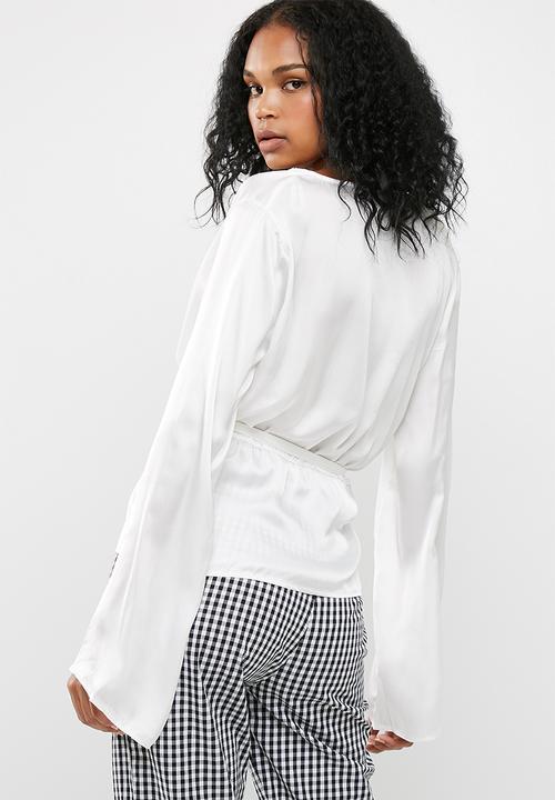 Missguided - Satin chiffon drape blouse