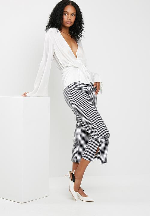 Missguided - Satin chiffon drape blouse
