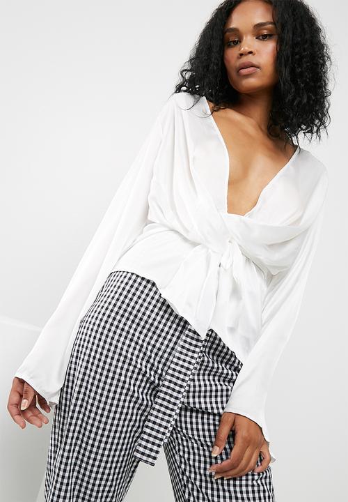 Missguided - Satin chiffon drape blouse