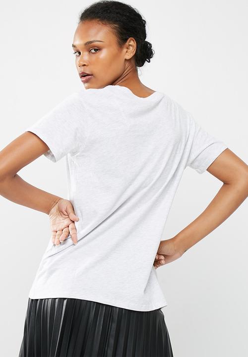Cotton On - Tbar fox graphic tee