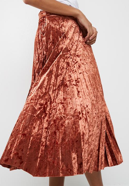 dailyfriday - Velvet pleated midi skirt