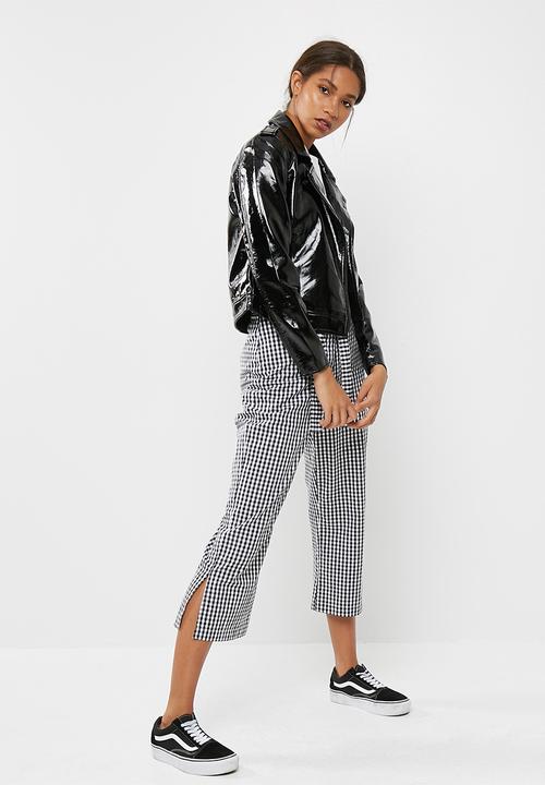 Pieces - Kim vinyl biker jacket