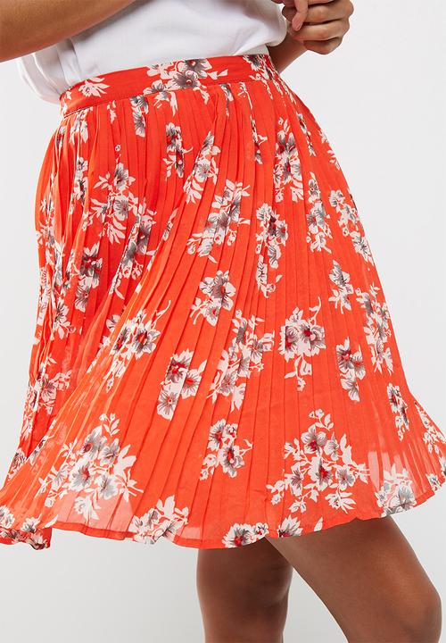 Vero Moda - Flirty pleated skirt