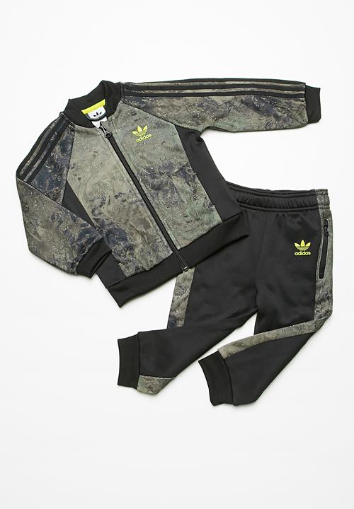 adidas Originals - Kids Graphic SST tracksuit