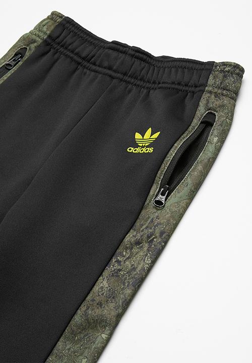adidas Originals - Kids Graphic SST tracksuit