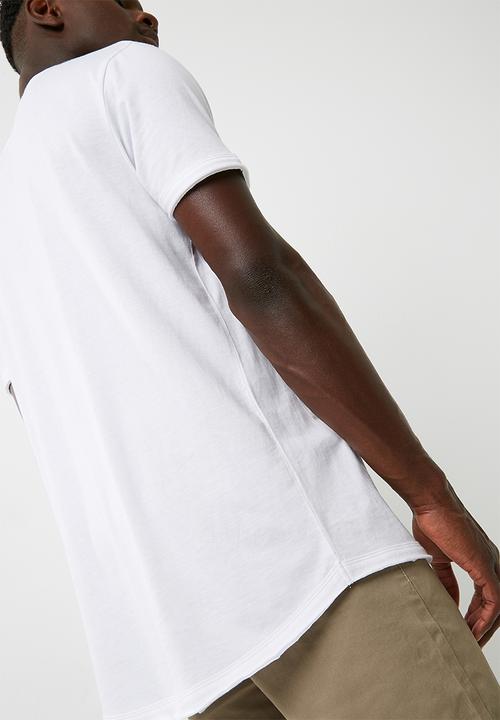 basicthread - Deep Scoop Neck Tee