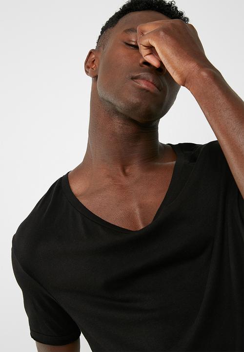 basicthread - Deep Scoop Neck Tee