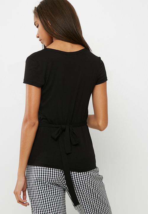 dailyfriday - Wrap front tee