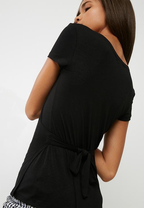 dailyfriday - Wrap front tee