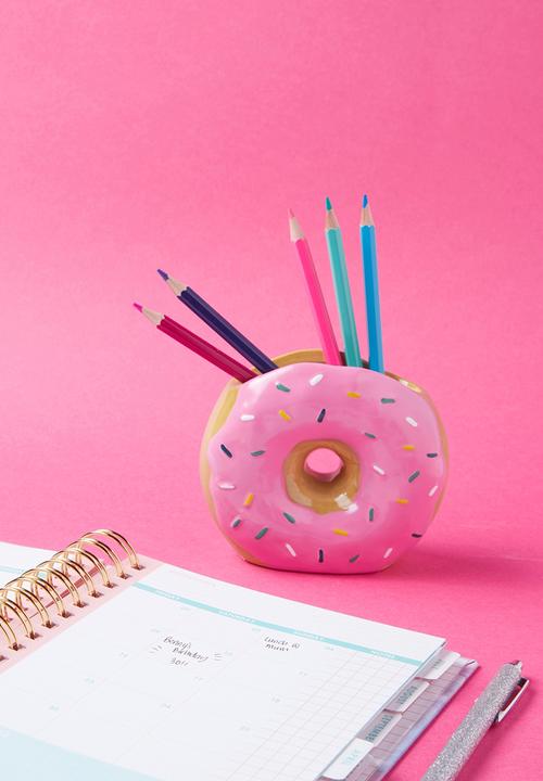 Typo - Pen holder