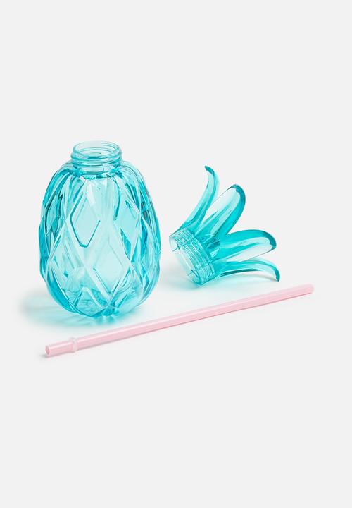 Typo - Pineapple drinker