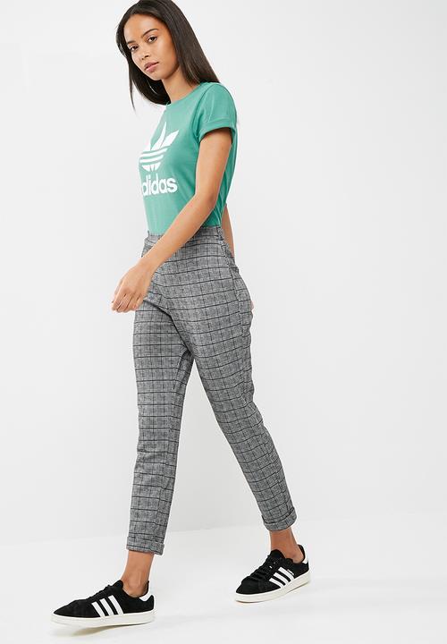 adidas Originals - Classic logo tee
